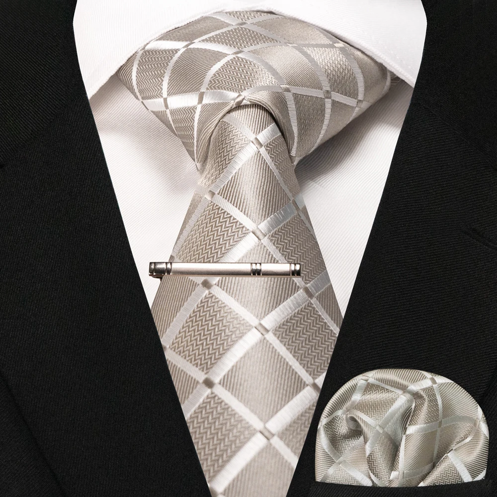 New Fashion Black Plaid Men's Tie 8cm Silk Business Necktie Handkerchief Tie clips set Wedding Party Tie Gift For Men
