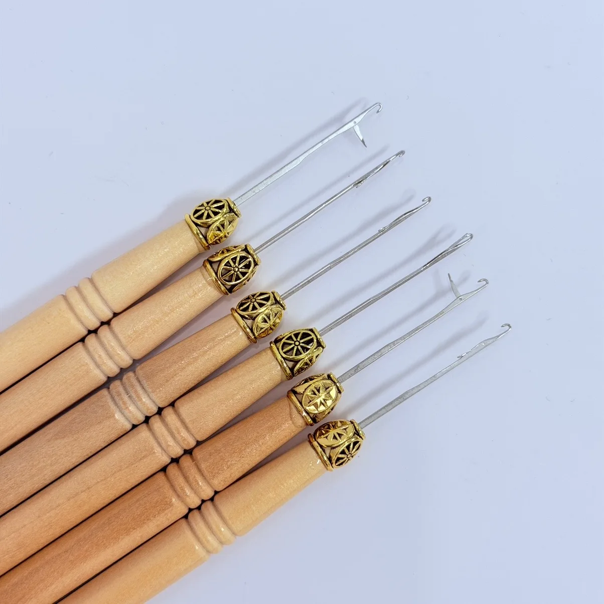Hair Extensions Beads Tools Kit Extensions Micro Pulling Needle Wood Hair Hook with Tongue Hair Crochet Hook