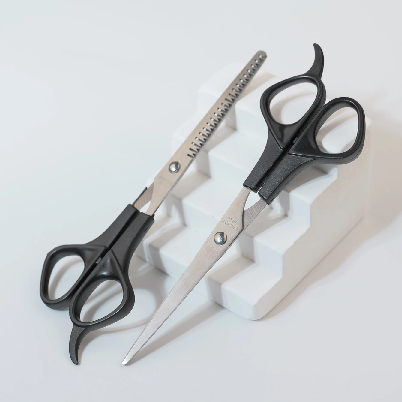 Hair Cutting Scissors Shears Kit, Professional Hairdressing Scissors for Hairdresser Salon Barber, Special for Real Hair Wigs