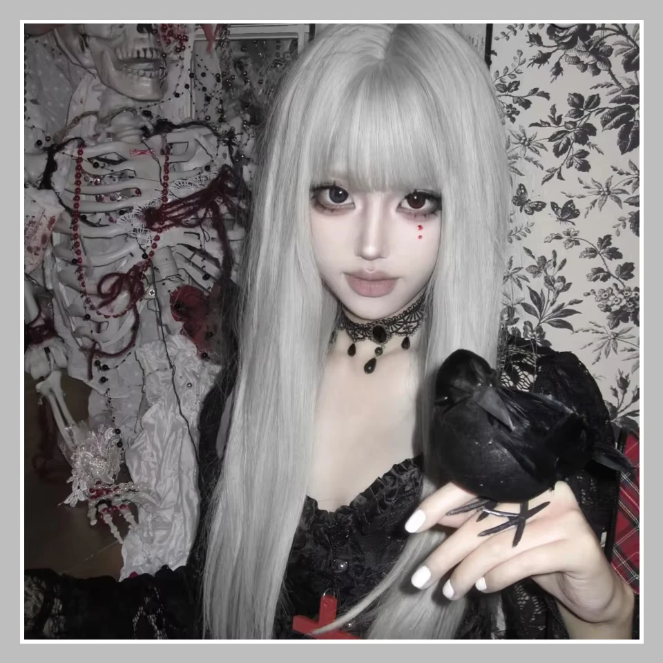 Silver-gray Straight Hair Synthetic Wig for Party, Halloween Cosplay, Role-playing, Daily Use, High-temperature Hair Accessory