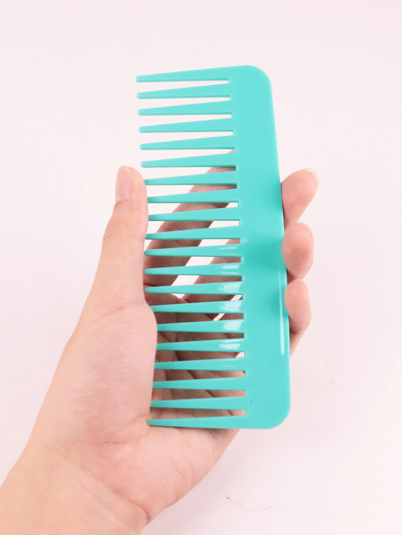 1 Thick Plastic Heat-Resistant, Anti-Static Long Toothed, Wide Toothed Salon Hairstyle Comb Special for Real Hair Wigs
