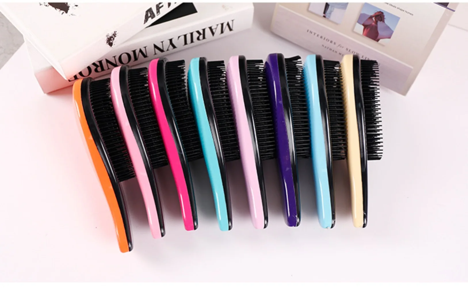 Magic Hairbrush Anti-Tangling Curly Hair Comb Scalp Massage Anti-static Grooming Smooth Soft Brush Wig Salon Hair Styling Tools