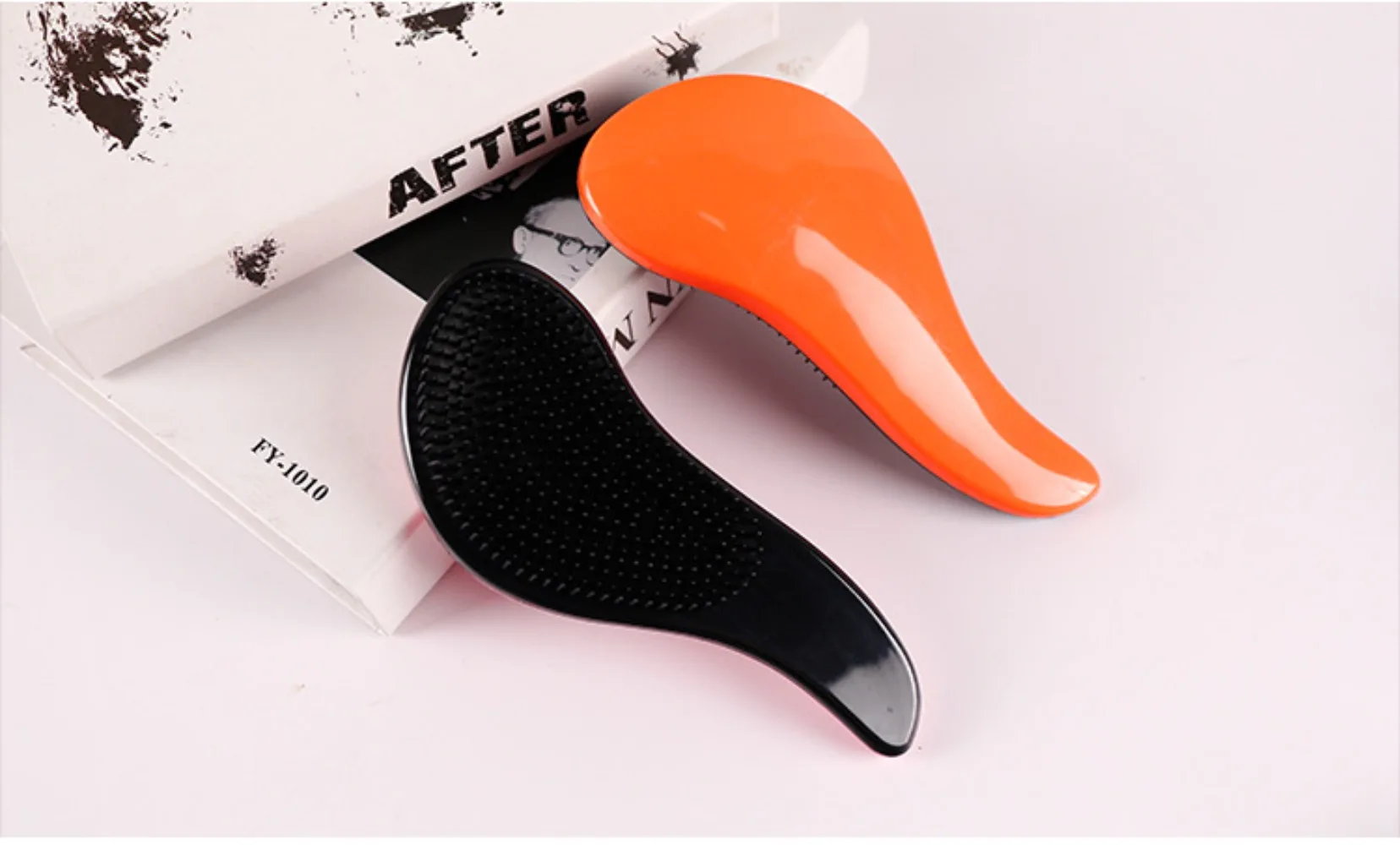 Magic Hairbrush Anti-Tangling Curly Hair Comb Scalp Massage Anti-static Grooming Smooth Soft Brush Wig Salon Hair Styling Tools