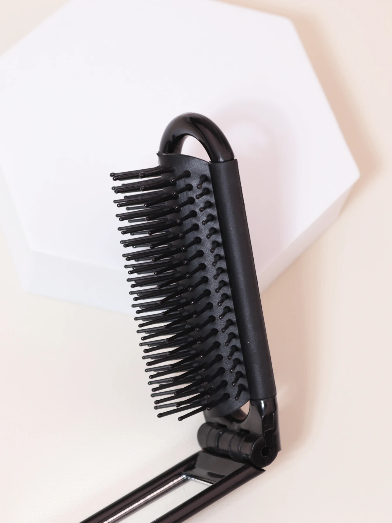 1pc Folding Travel Mirror Hair Brush, Portable Mini Massage Hair Brush, Suitable for Outings, Special for Real Hair Wigs