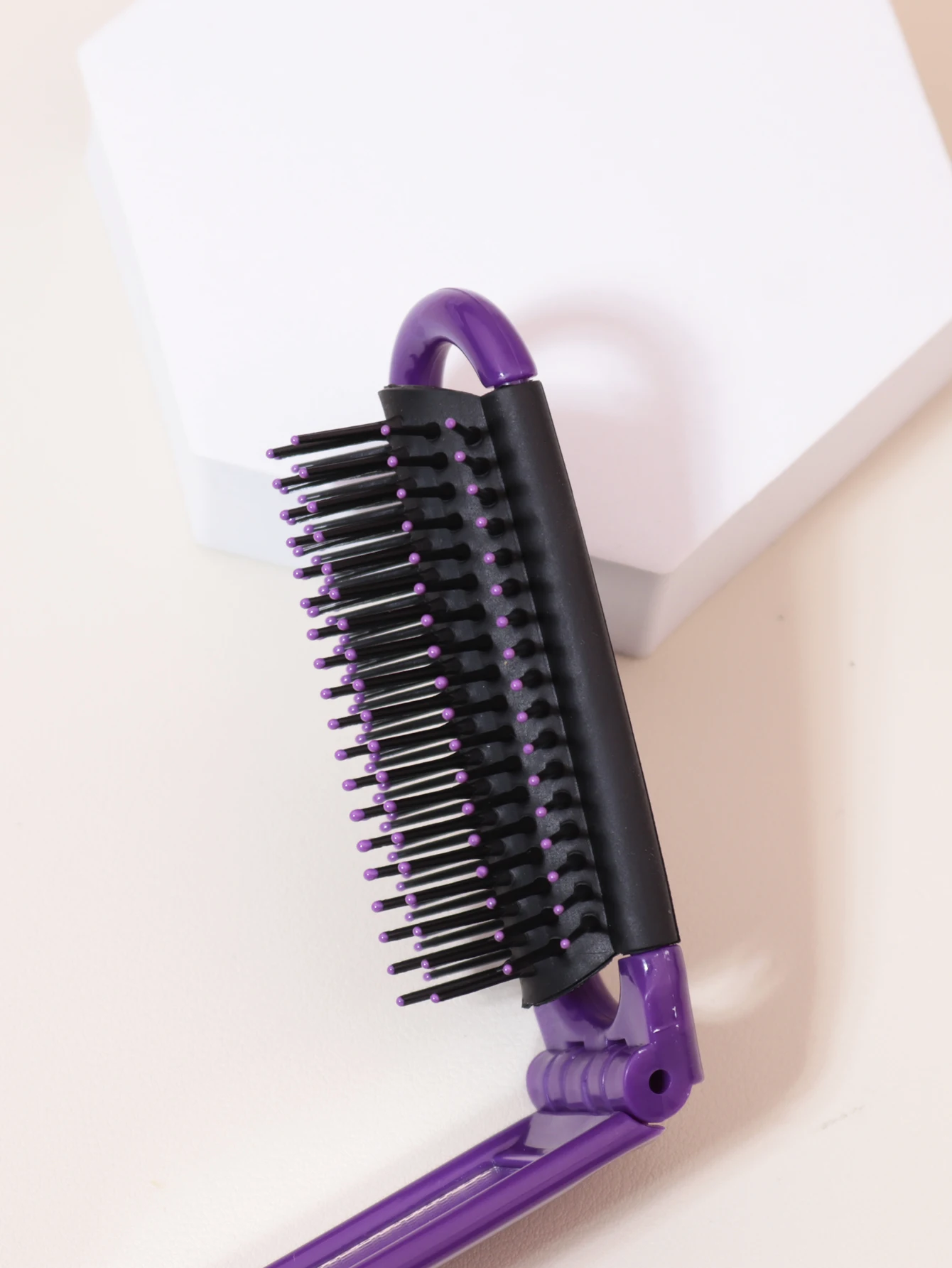1pc Folding Travel Mirror Hair Brush, Portable Mini Massage Hair Brush, Suitable for Outings, Special for Real Hair Wigs