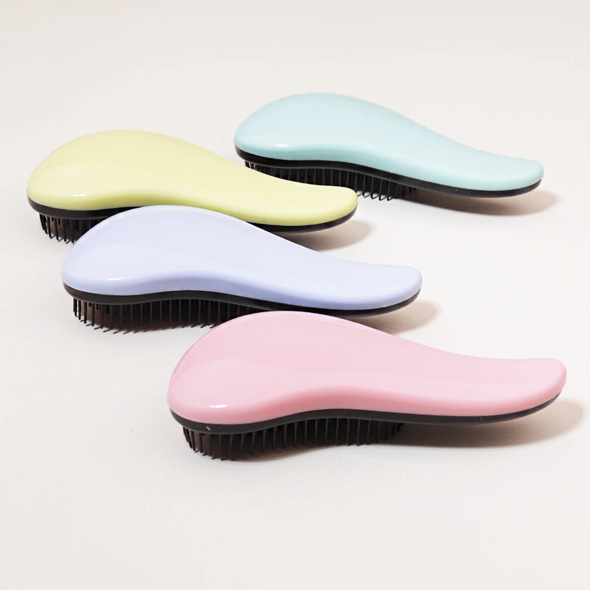 Antistatic massage brush winding shower massage brush wet hair curly brush salon hairdressing tool Special for real hair wigs