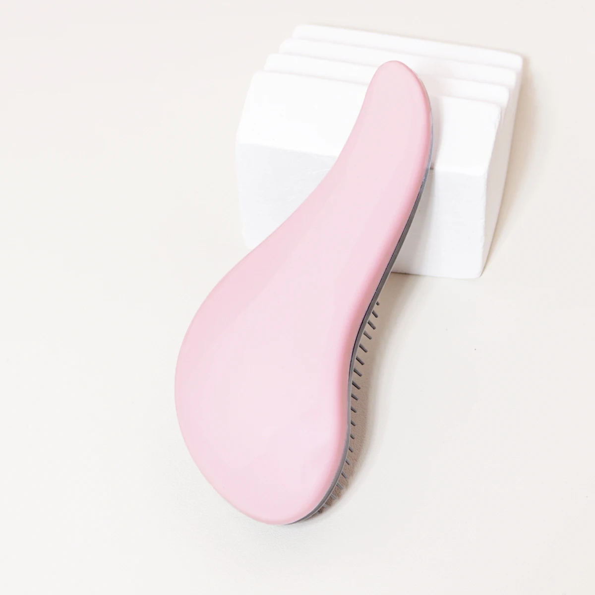 Antistatic massage brush winding shower massage brush wet hair curly brush salon hairdressing tool Special for real hair wigs