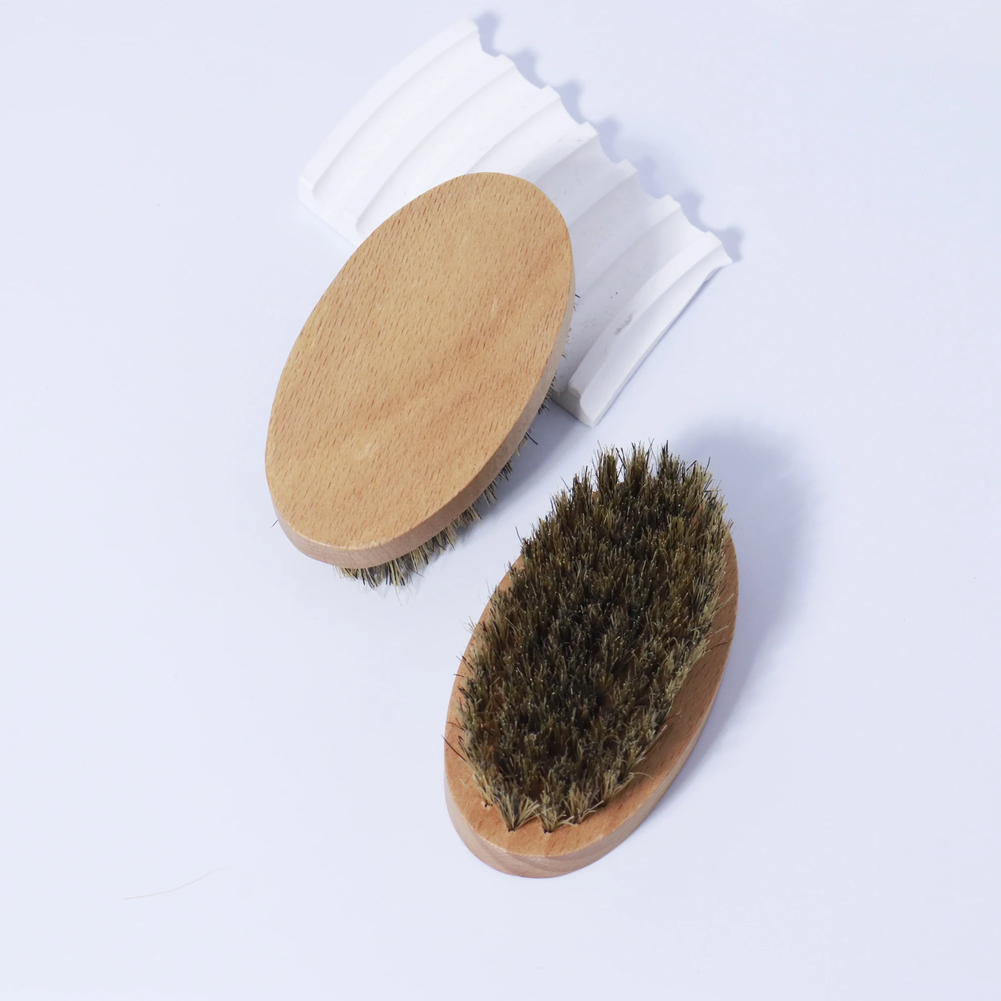 Wooden Beard Brush, Oval Wooden Base Beard Brush, Natural Mane Beauty Tool, Compact Travel Size, Special for Real Hair Wigs