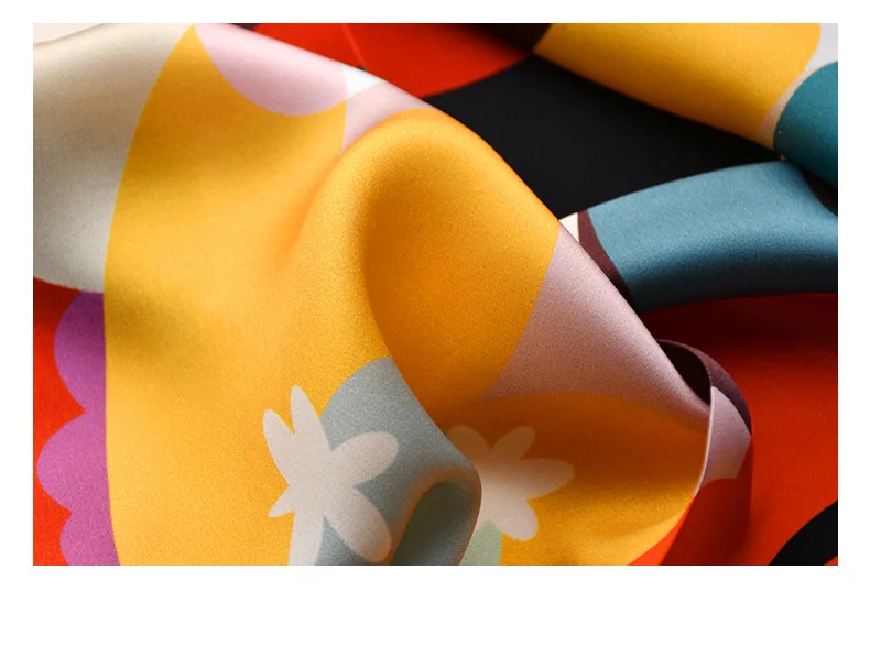 Retro little natural silk scarf women printed flower 100% real silk high quality 50cm small square head scarves lady luxury gift