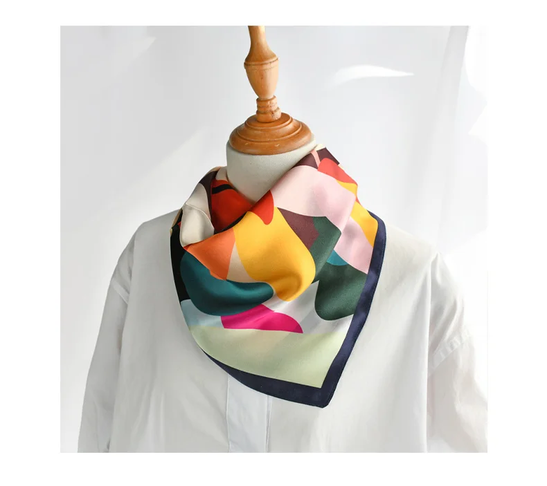 Retro little natural silk scarf women printed flower 100% real silk high quality 50cm small square head scarves lady luxury gift
