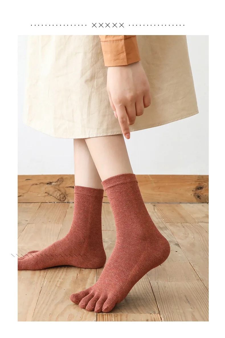Women Five Finger 100 Cotton Socks Ladies Casual Comfortable Warm Separate Toe Socks Meias Solid Color White Black Short Sock