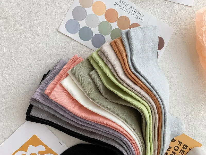 Women Socks New Fashion Candy Color Soft Long Socks Girls Cute Korea Style Breathable Casual Cotton Socks Female Plain Comfort