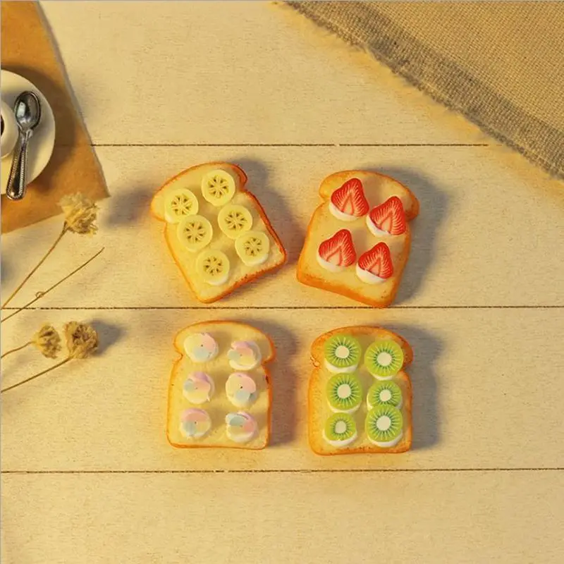 1/12 Scale Miniature Fruit Toast Mini Bread for Blyth OB11 BJD Dollhouse Pretend Food Kitchen Play Toys Accessories