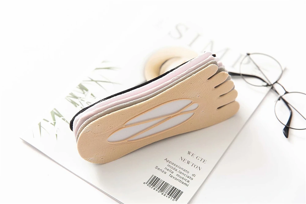 Women Summer Five-Fingers Sling Socks Ultrathin Funny Toe Invisible Sokken Silicone Non-Slip Anti-Friction Foot Protector