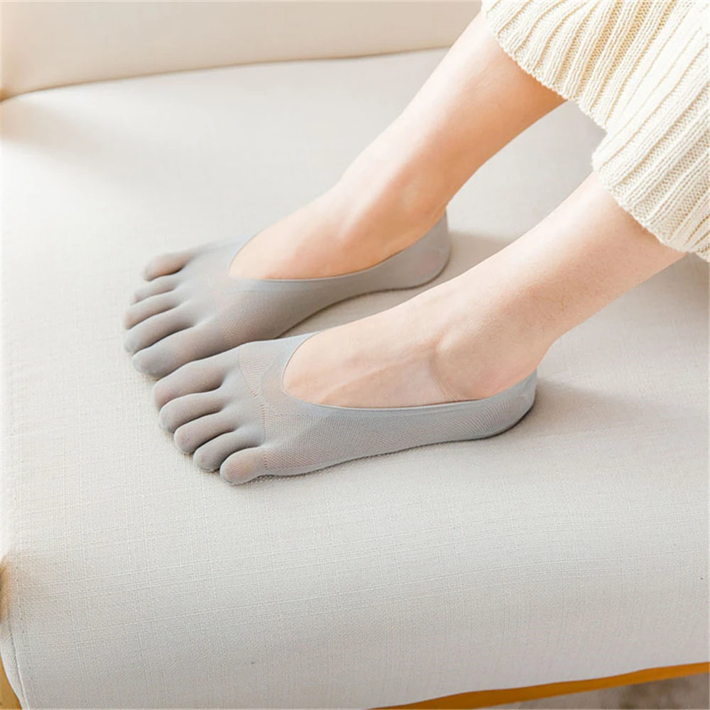 Women Summer Five-Fingers Sling Socks Ultrathin Funny Toe Invisible Sokken Silicone Non-Slip Anti-Friction Foot Protector