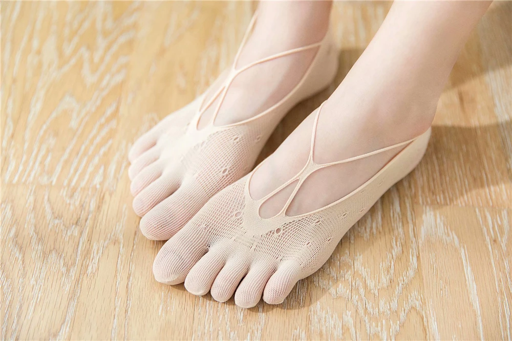 Women Summer Five-Fingers Sling Socks Ultrathin Funny Toe Invisible Sokken Silicone Non-Slip Anti-Friction Foot Protector