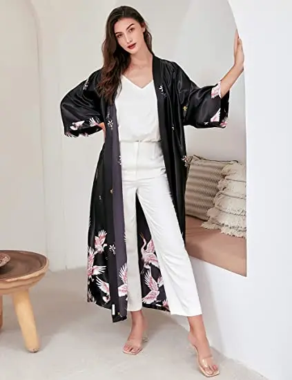 Satin Sleepwear Women Brides Wedding Robe Sleepwear Silky Nightgown Casual Bathrobe Animal Rayon Long Nightgown Kimono Bathrobe