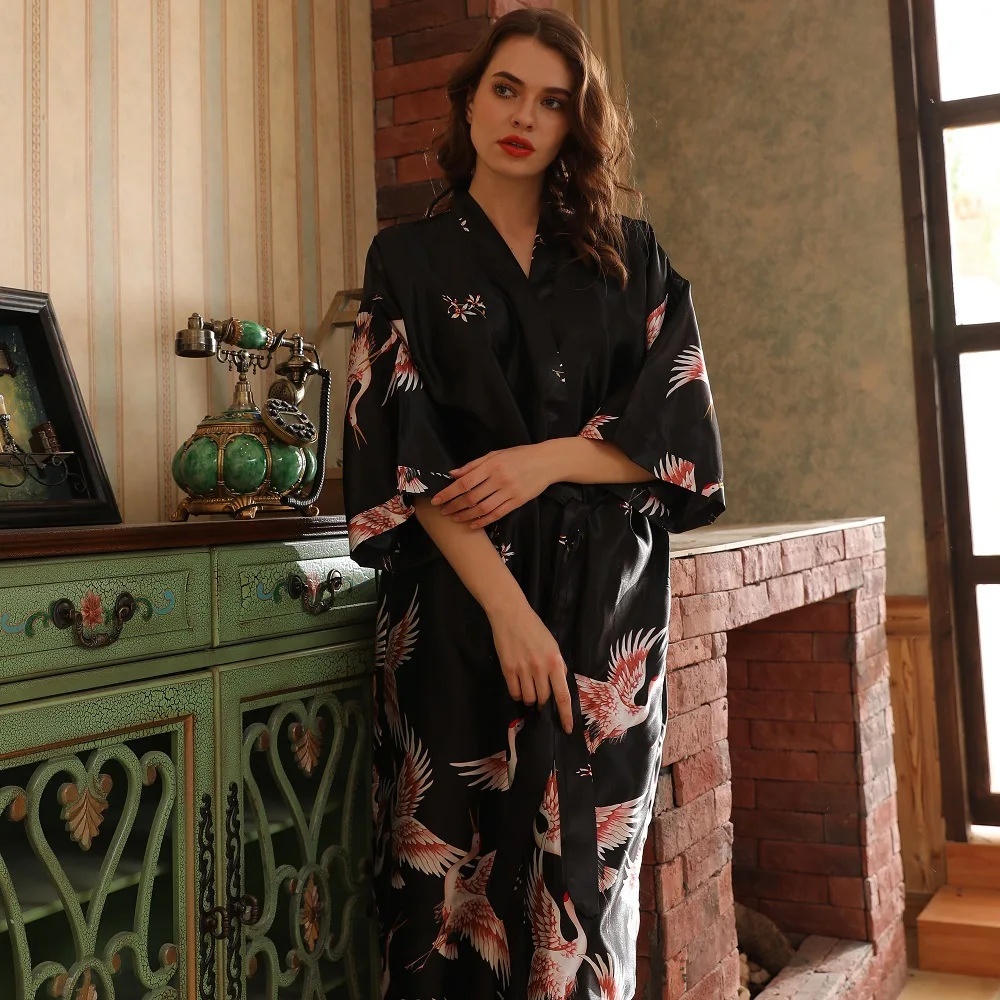 Satin Sleepwear Women Brides Wedding Robe Sleepwear Silky Nightgown Casual Bathrobe Animal Rayon Long Nightgown Kimono Bathrobe