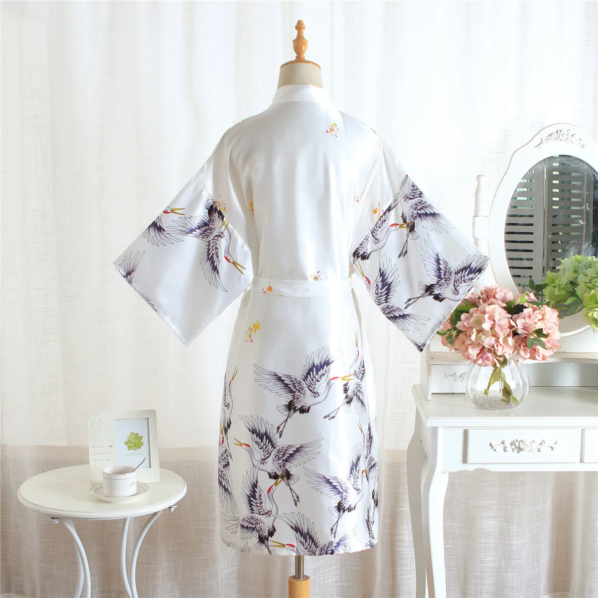 Satin Sleepwear Women Brides Wedding Robe Sleepwear Silky Nightgown Casual Bathrobe Animal Rayon Long Nightgown Kimono Bathrobe