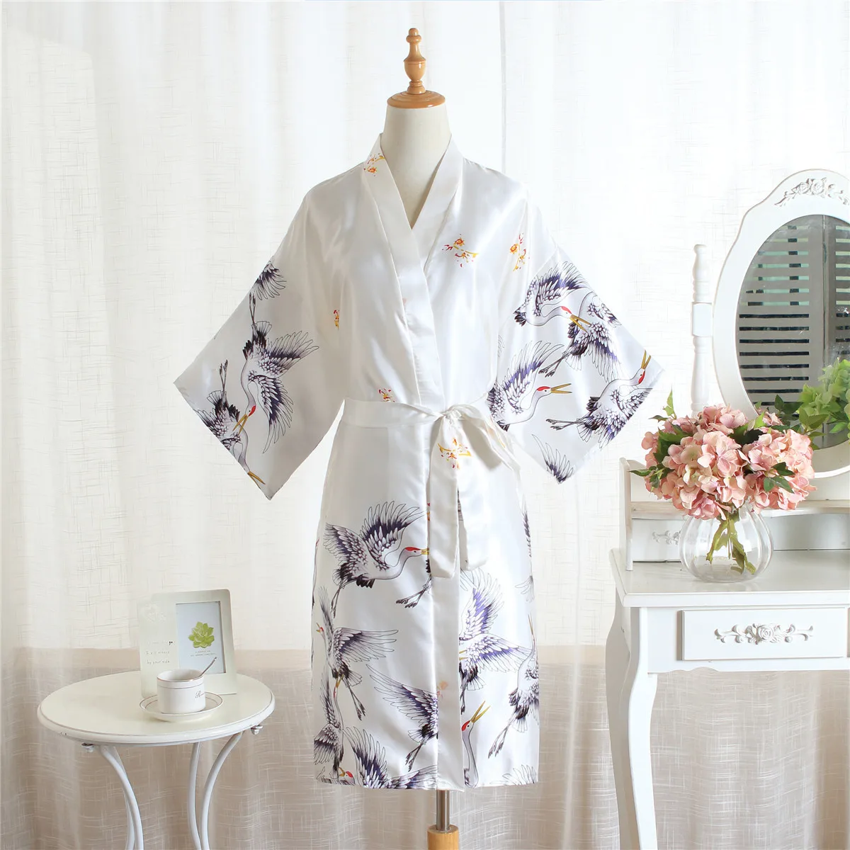 Satin Sleepwear Women Brides Wedding Robe Sleepwear Silky Nightgown Casual Bathrobe Animal Rayon Long Nightgown Kimono Bathrobe
