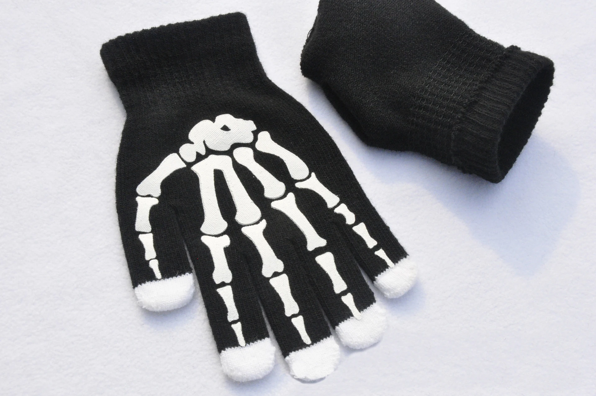 Halloween Skull Scarf Women Men Knitted Winter Warm Scarves Black White Gothic Pashmina Shawls Wrap Scarf for Halloween