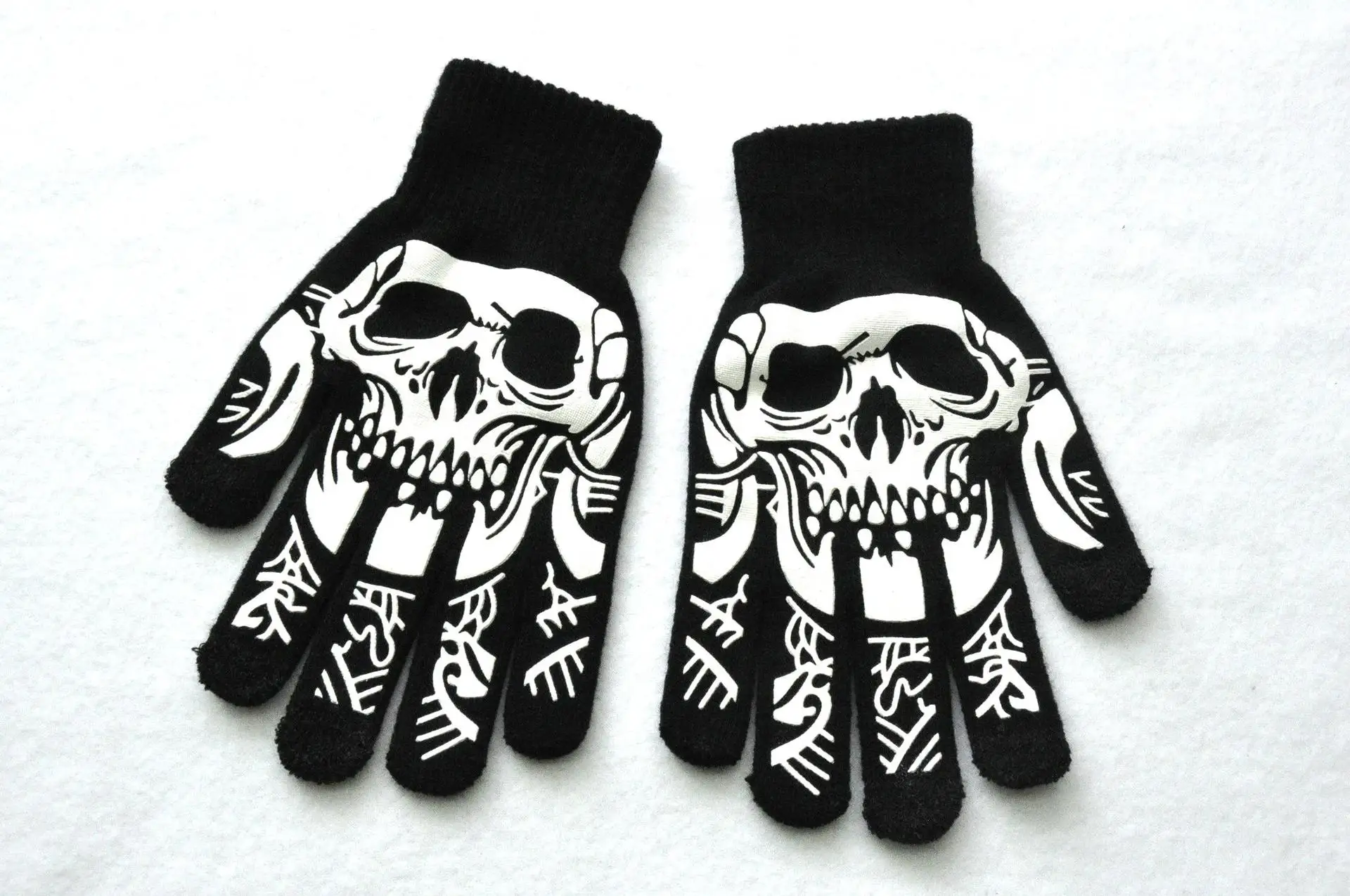 Halloween Skull Scarf Women Men Knitted Winter Warm Scarves Black White Gothic Pashmina Shawls Wrap Scarf for Halloween