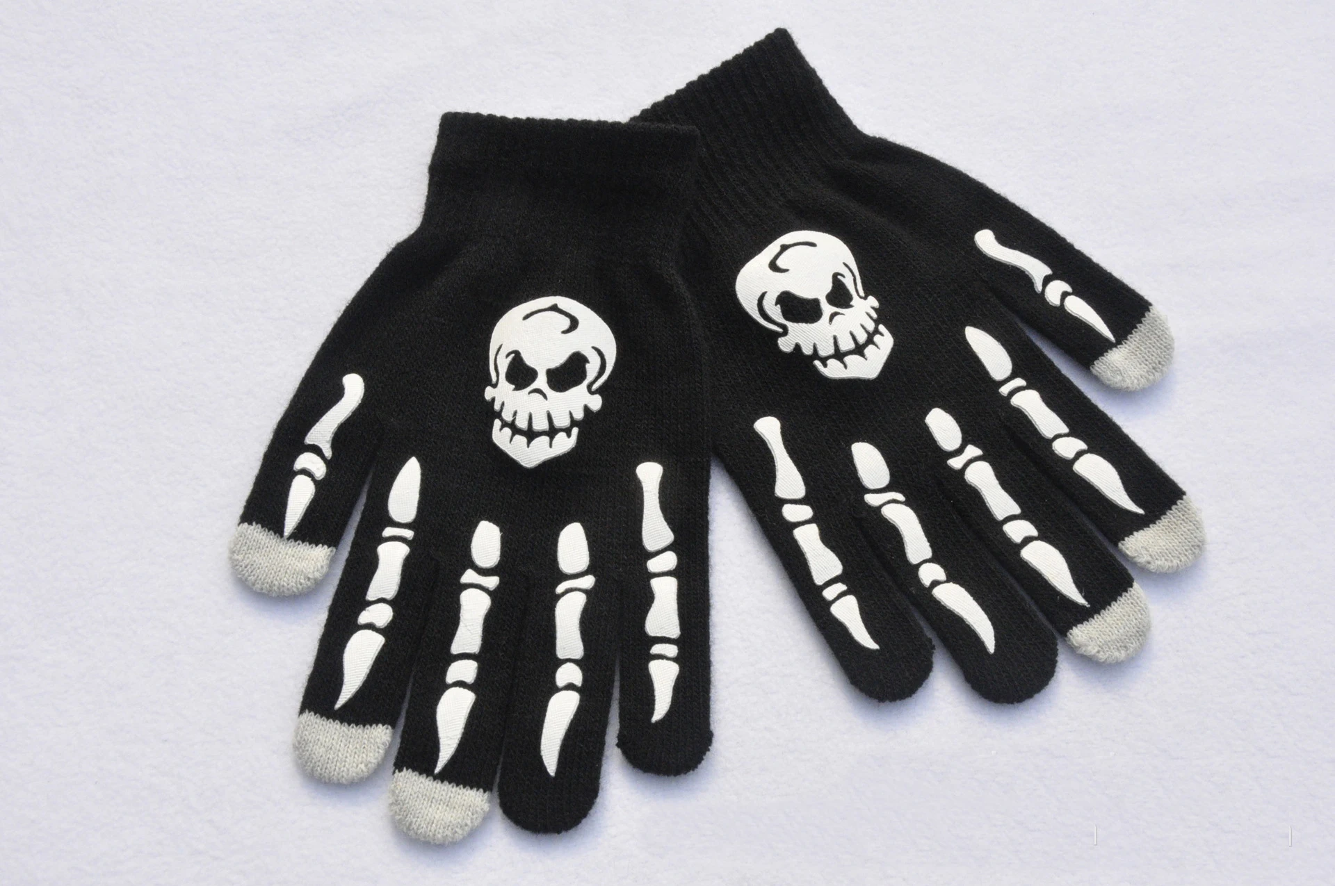 Halloween Skull Scarf Women Men Knitted Winter Warm Scarves Black White Gothic Pashmina Shawls Wrap Scarf for Halloween