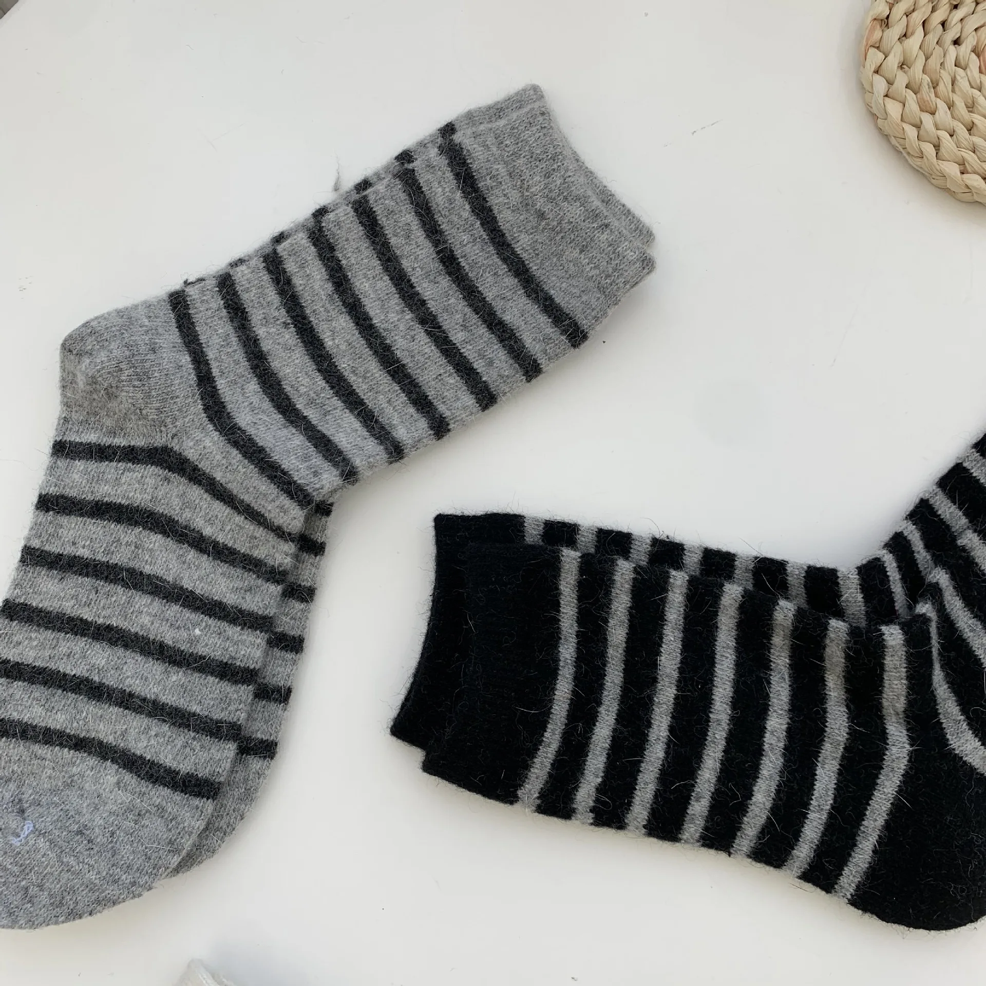 20% Rabbit Hair Woman Socks Casual Striped Cashmere Wool Long Socks Women Winter Thick Warm Streetwear Thermal Crew Socks Gifts
