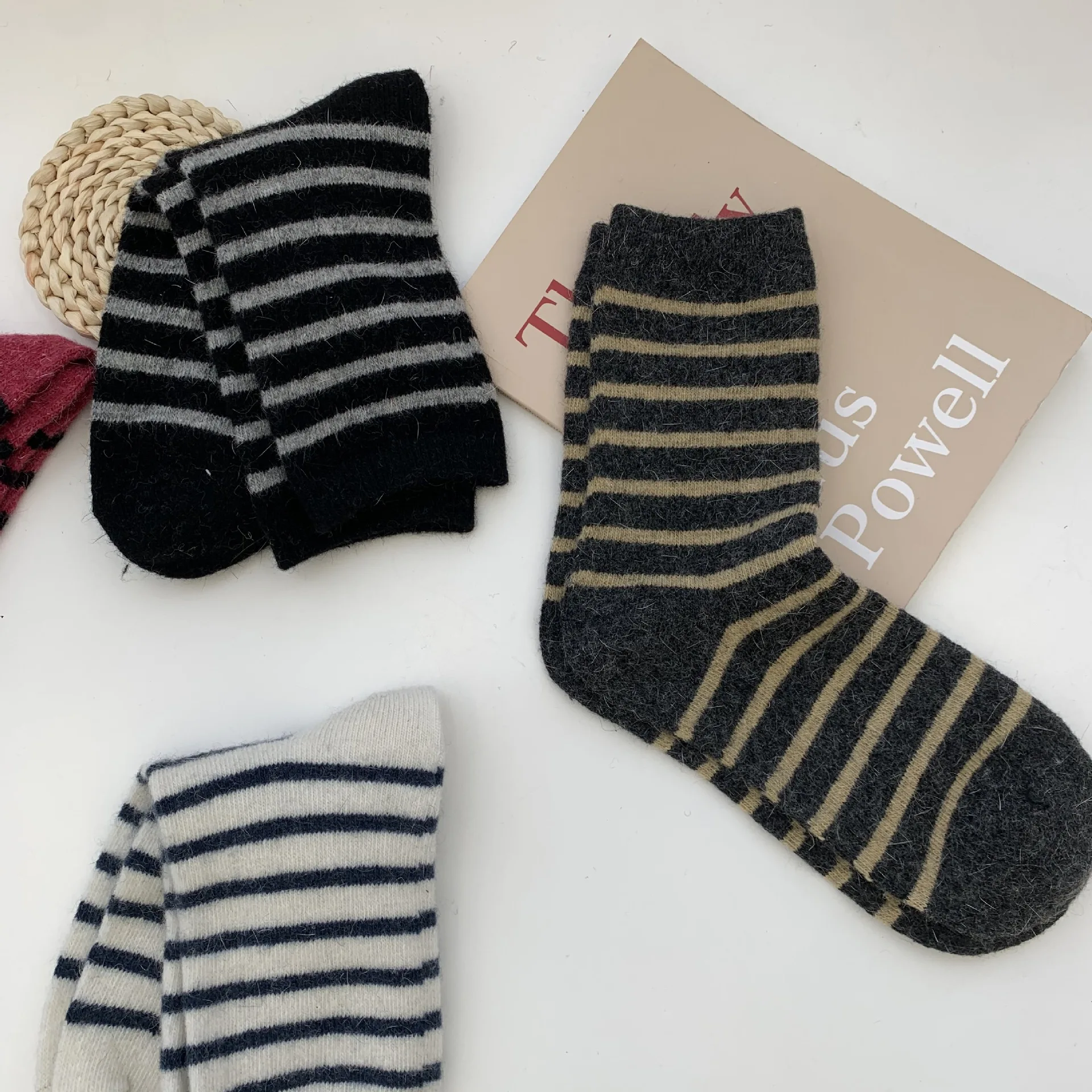 20% Rabbit Hair Woman Socks Casual Striped Cashmere Wool Long Socks Women Winter Thick Warm Streetwear Thermal Crew Socks Gifts