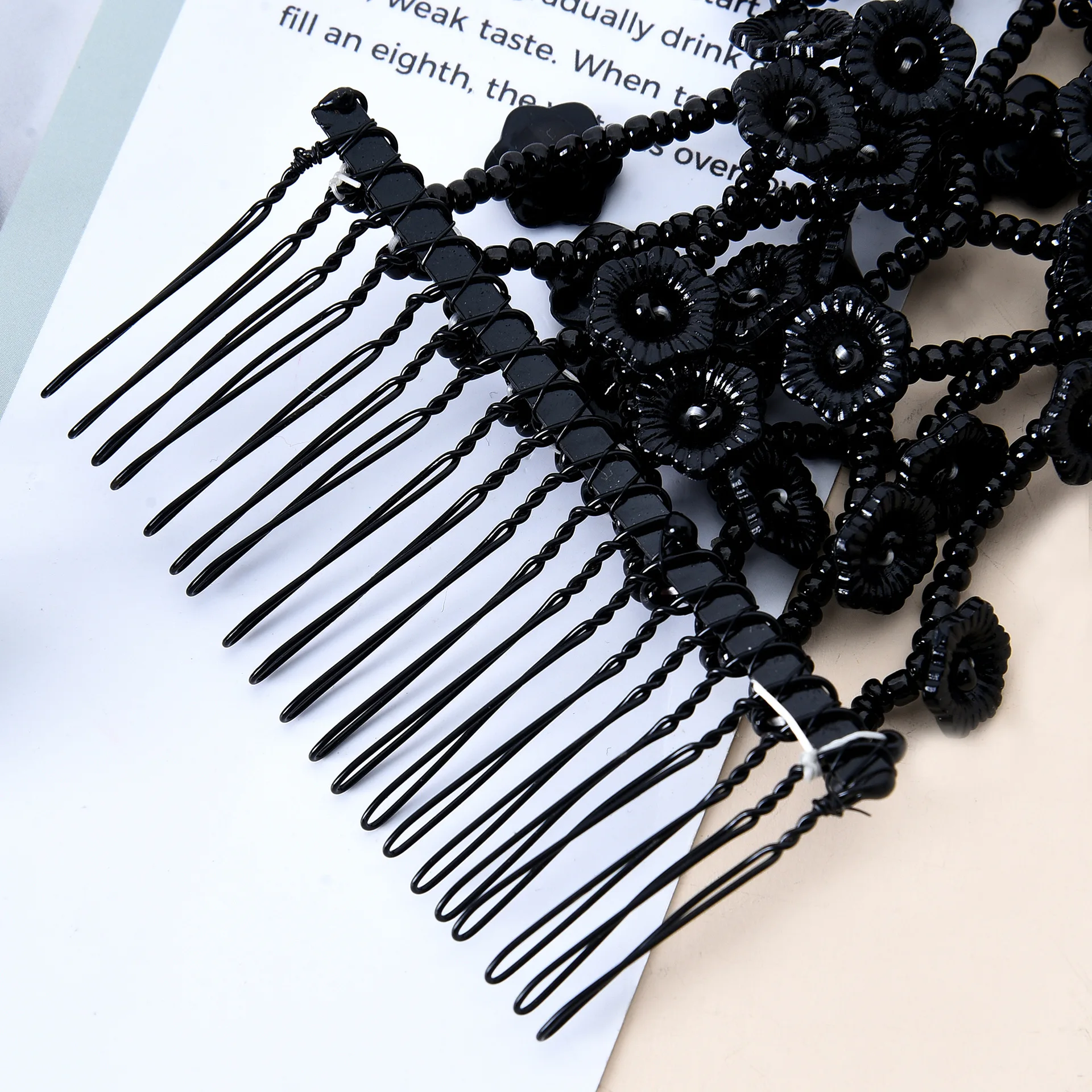 Women DIY Hair Accessories Pearl Beaded Elastic Hair Claw Hairpin Magic Comb Up-Do Hairstyle Bun Maker Tool Ponytail Hairdo Wolf