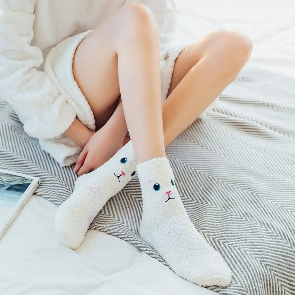Lovely Cartoon Animals in Autumn and Winter Plush ThiCkened Warm Middle Tube Socks Cat pig panda Sleeping Socks Home Floor Socks