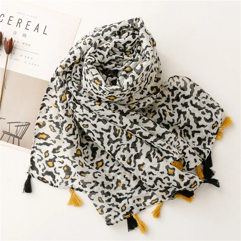 2023 Fashion Paisley Abstract Floral Tassel Viscose Shawl Scarf Lady High Quality Wrap Thin Pashmina Stole Muslim Hijab 180*90Cm