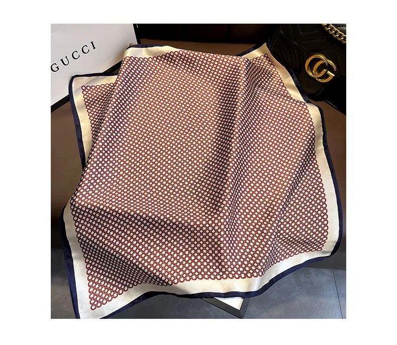 100% Silk 2024 Autumn Female Fashion Scarves New Dustproof Kerchief Popular Sunscreen Square Towel Luxury Leopard Print Shawl