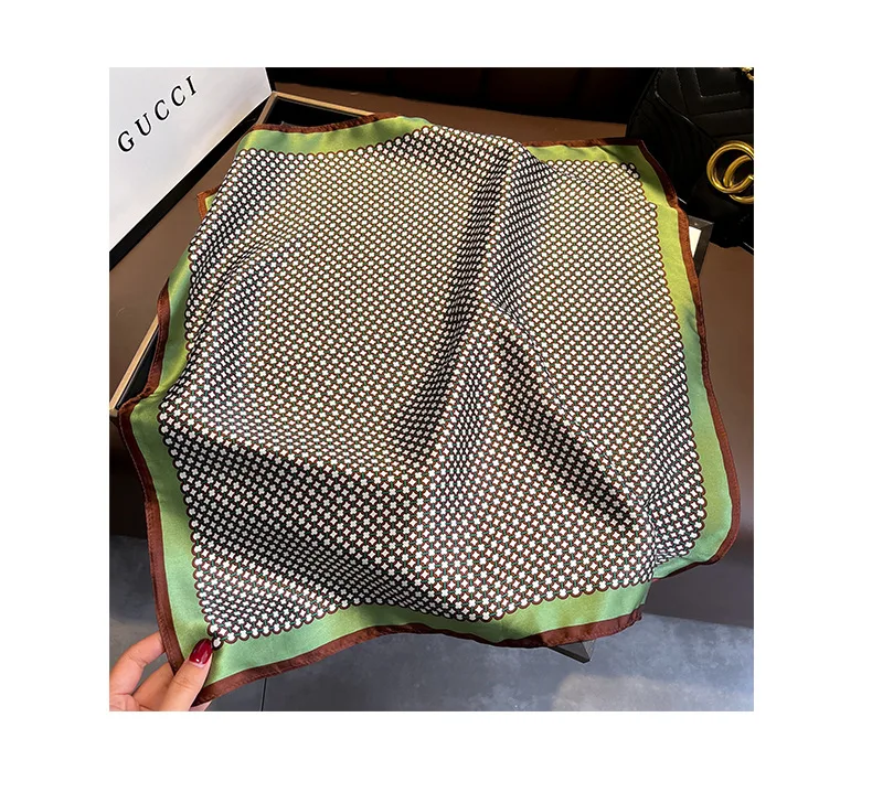 100% Silk 2024 Autumn Female Fashion Scarves New Dustproof Kerchief Popular Sunscreen Square Towel Luxury Leopard Print Shawl