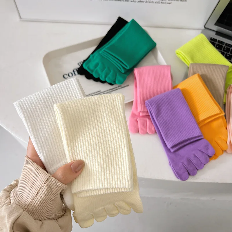 Color five-finger cotton sweat-absorbing breathable sports socks Japanese candy color split-toe women's socks