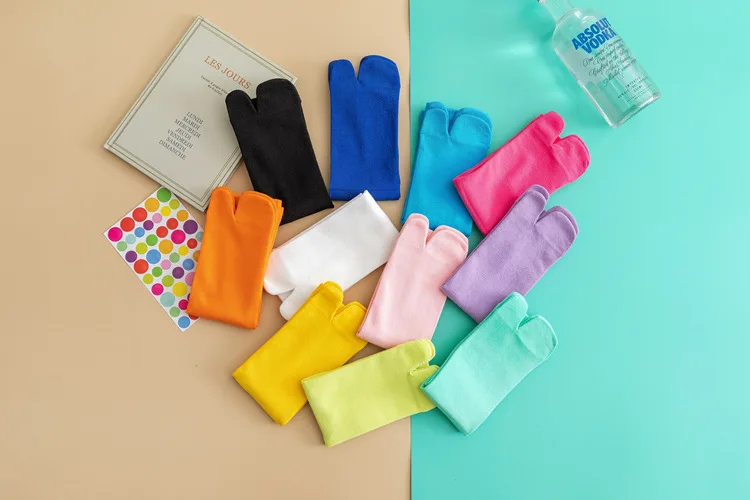 Color five-finger cotton sweat-absorbing breathable sports socks Japanese candy color split-toe women's socks