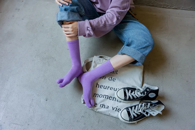 Color five-finger cotton sweat-absorbing breathable sports socks Japanese candy color split-toe women's socks