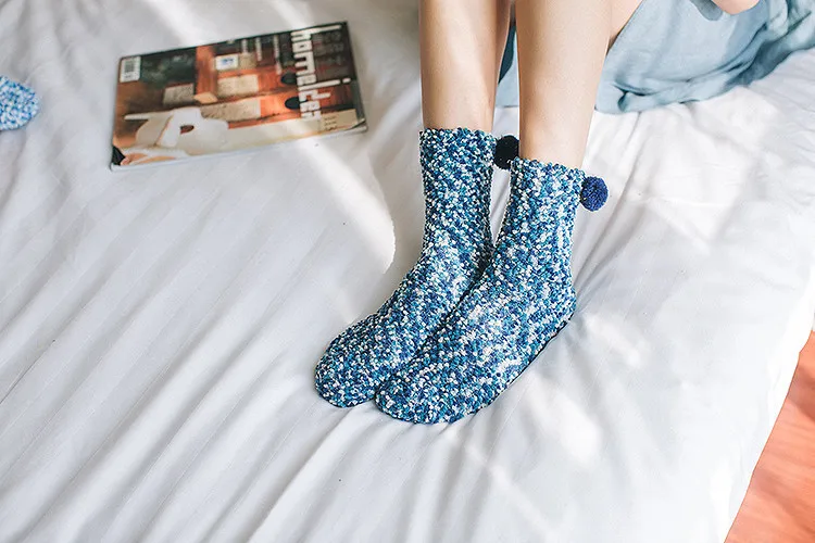 New Women Colourful Warm Thick Sock Cute Autumn Winter Lady Girl Middle Tube Floor Socks For Women