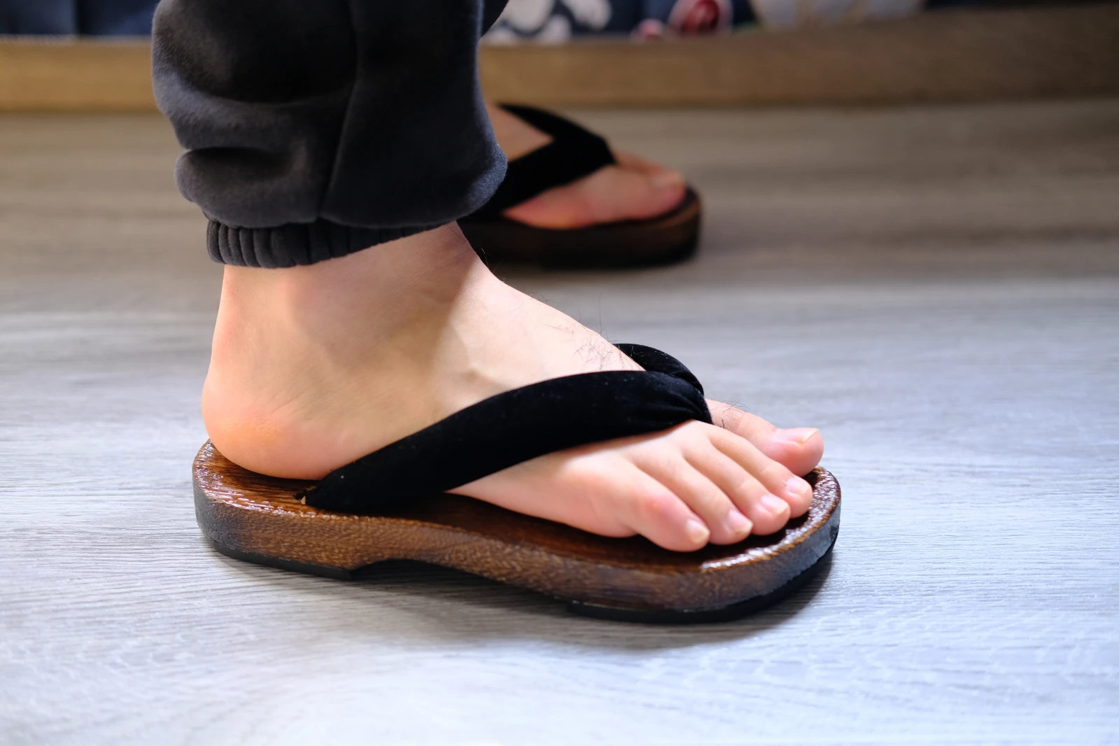Man Women Slippers Japanese Geta Flip Flops Cos Demon Slayer Wood Thick Sole Coplay Shoes Slippers Japanese Clogs Sandals