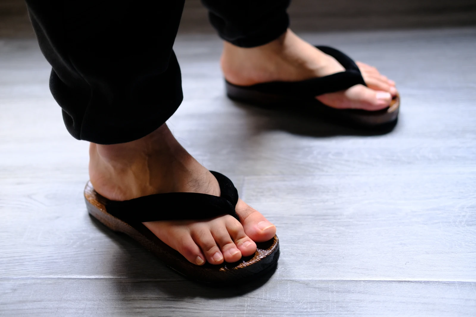 Man Women Slippers Japanese Geta Flip Flops Cos Demon Slayer Wood Thick Sole Coplay Shoes Slippers Japanese Clogs Sandals