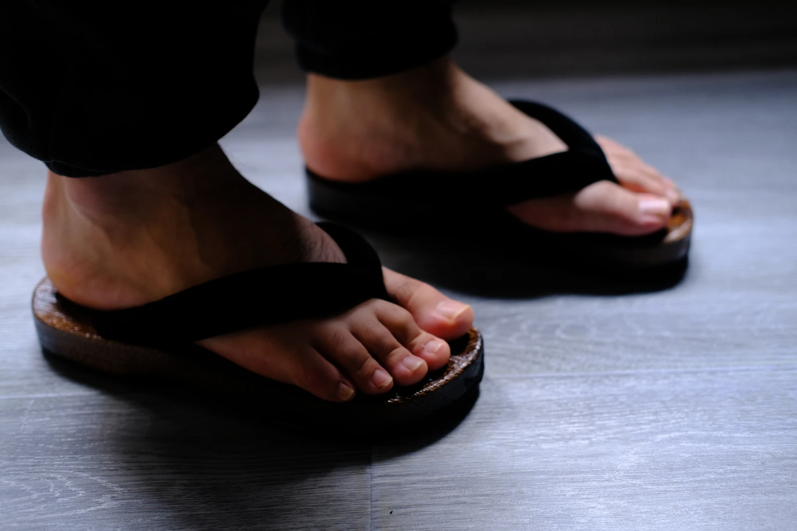 Man Women Slippers Japanese Geta Flip Flops Cos Demon Slayer Wood Thick Sole Coplay Shoes Slippers Japanese Clogs Sandals