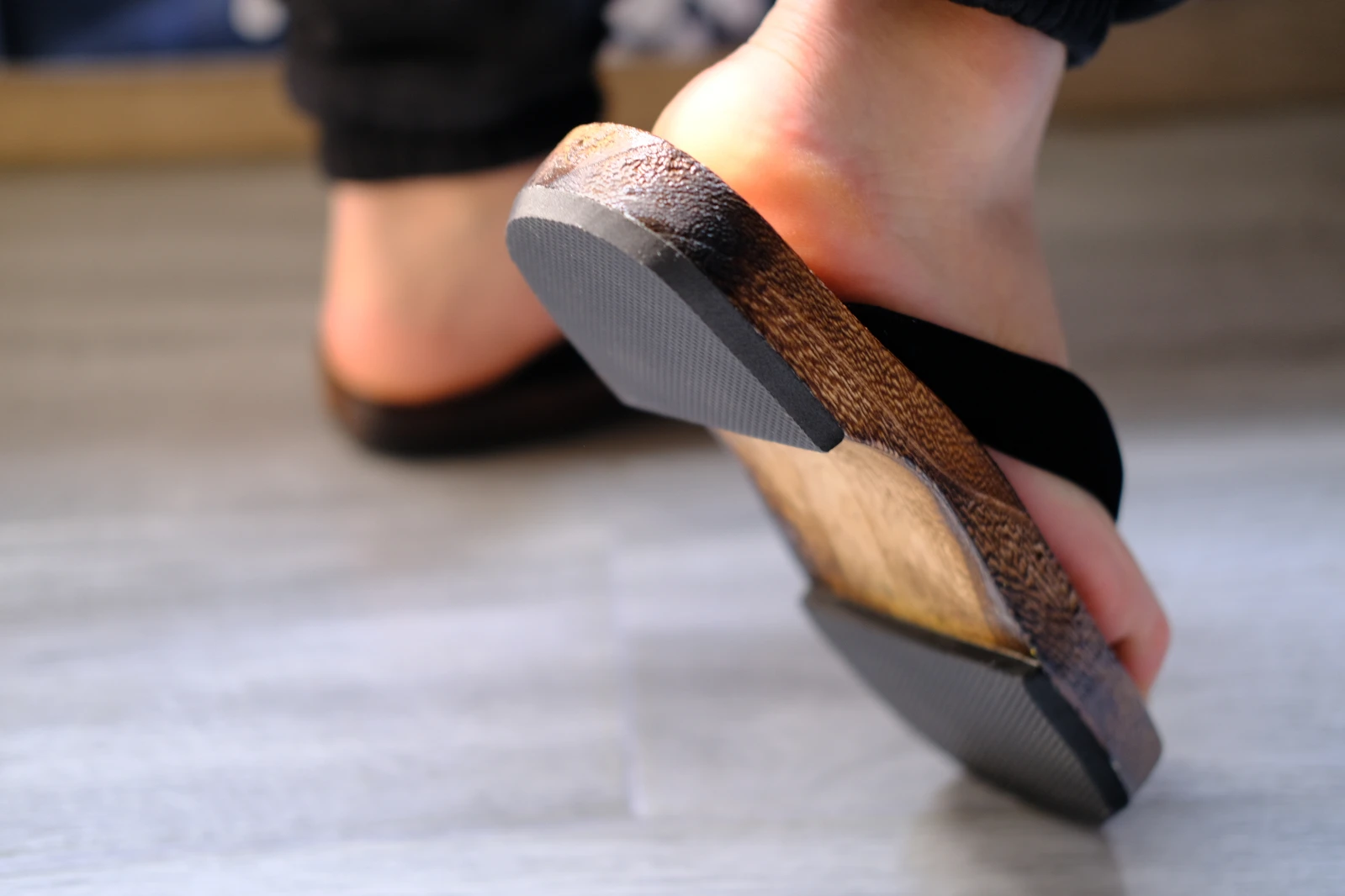 Man Women Slippers Japanese Geta Flip Flops Cos Demon Slayer Wood Thick Sole Coplay Shoes Slippers Japanese Clogs Sandals