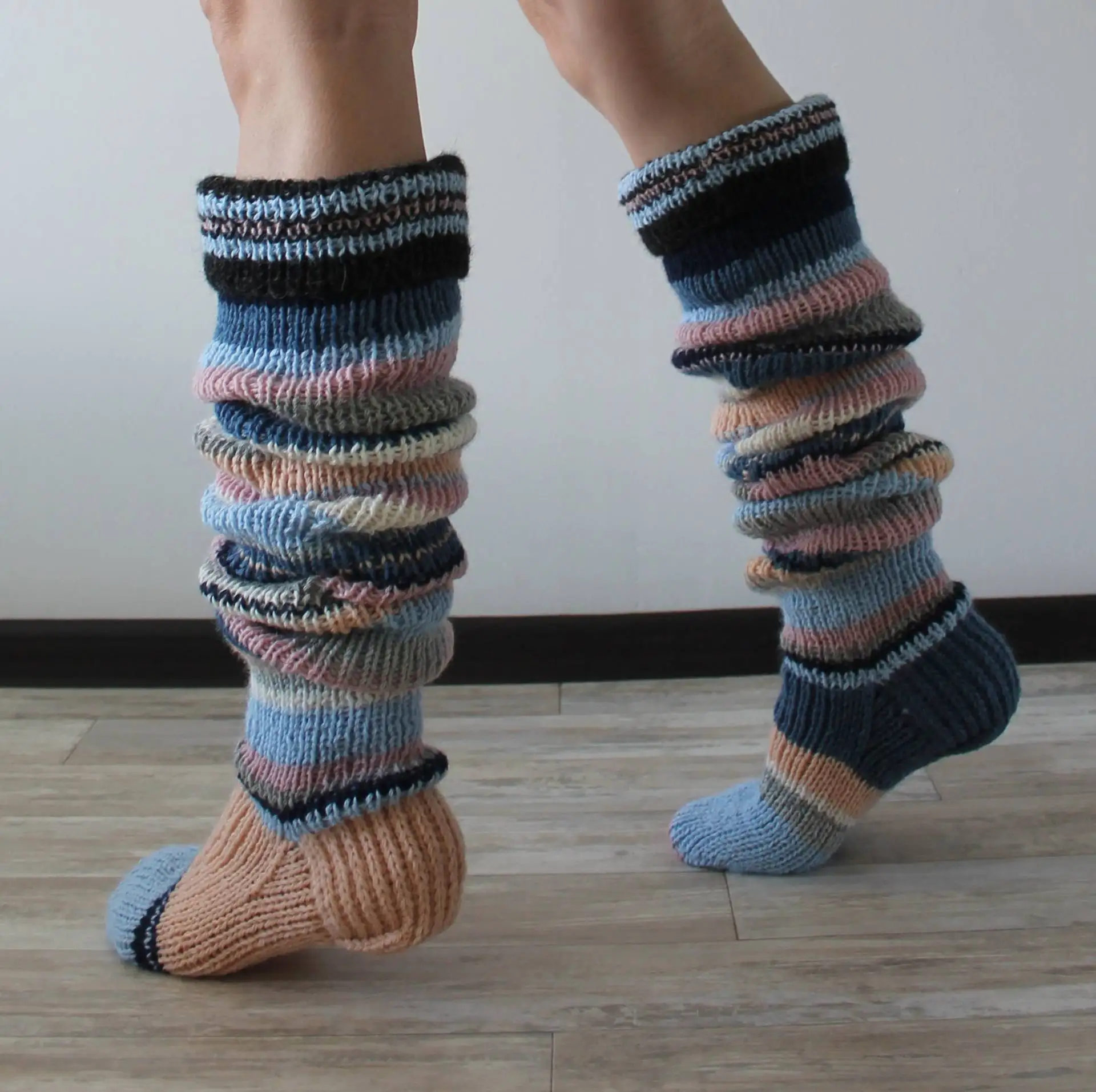 Women's Wool Knee Socks Leg Warmers Fashion Y2K Leggings Striped Long Knee Knitted Stacked Socks Women Winter Accessories