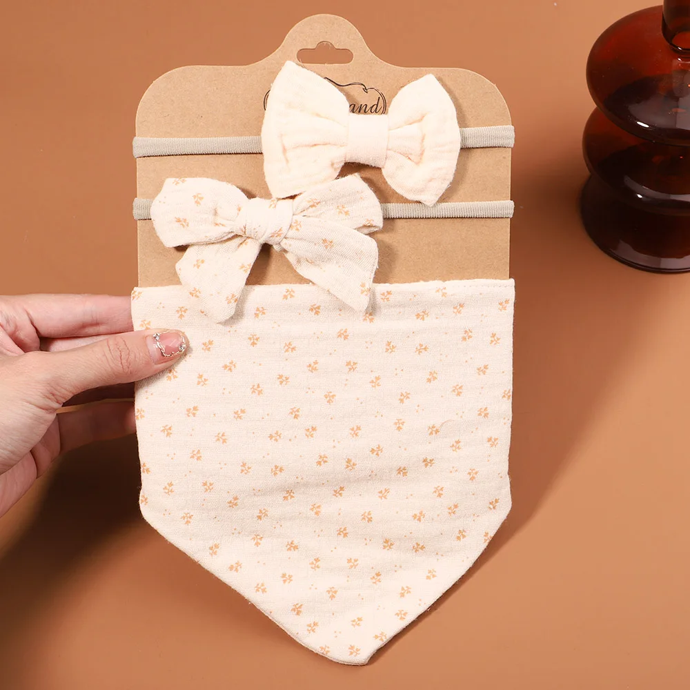 3Pcs/Set Muslin Cotton Baby Bib Newborn Bows Headband Triangle Print Saliva Towel Infant Boy Girl Feeding Burp Cloth Shower Gift