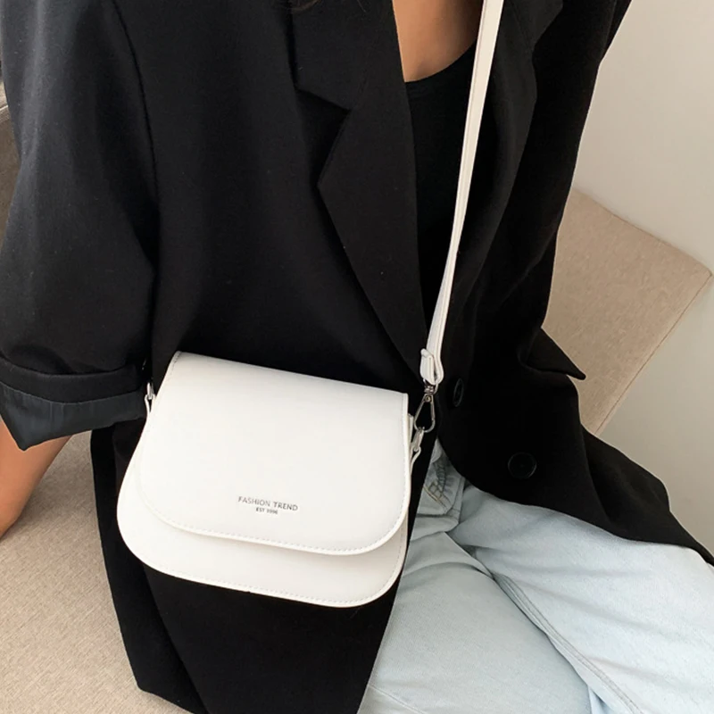 Yogodlns Trendy Saddle Shoulder Bag Women PU Leather Crossbody Bag Simple Solid Color Flap Messenger Bag Designer Handbags Pouch