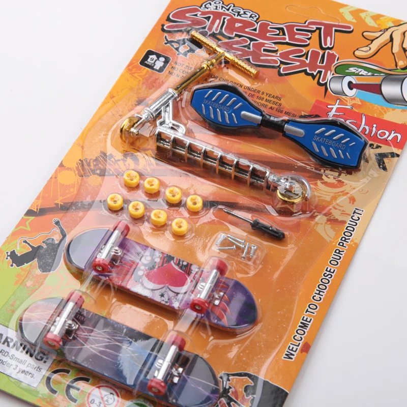 Plastic Fingerboard Toys with Scooter Roller Skating Shoes Tools Wooden Skateboard Platform Finger Skteboard Kits for Kids