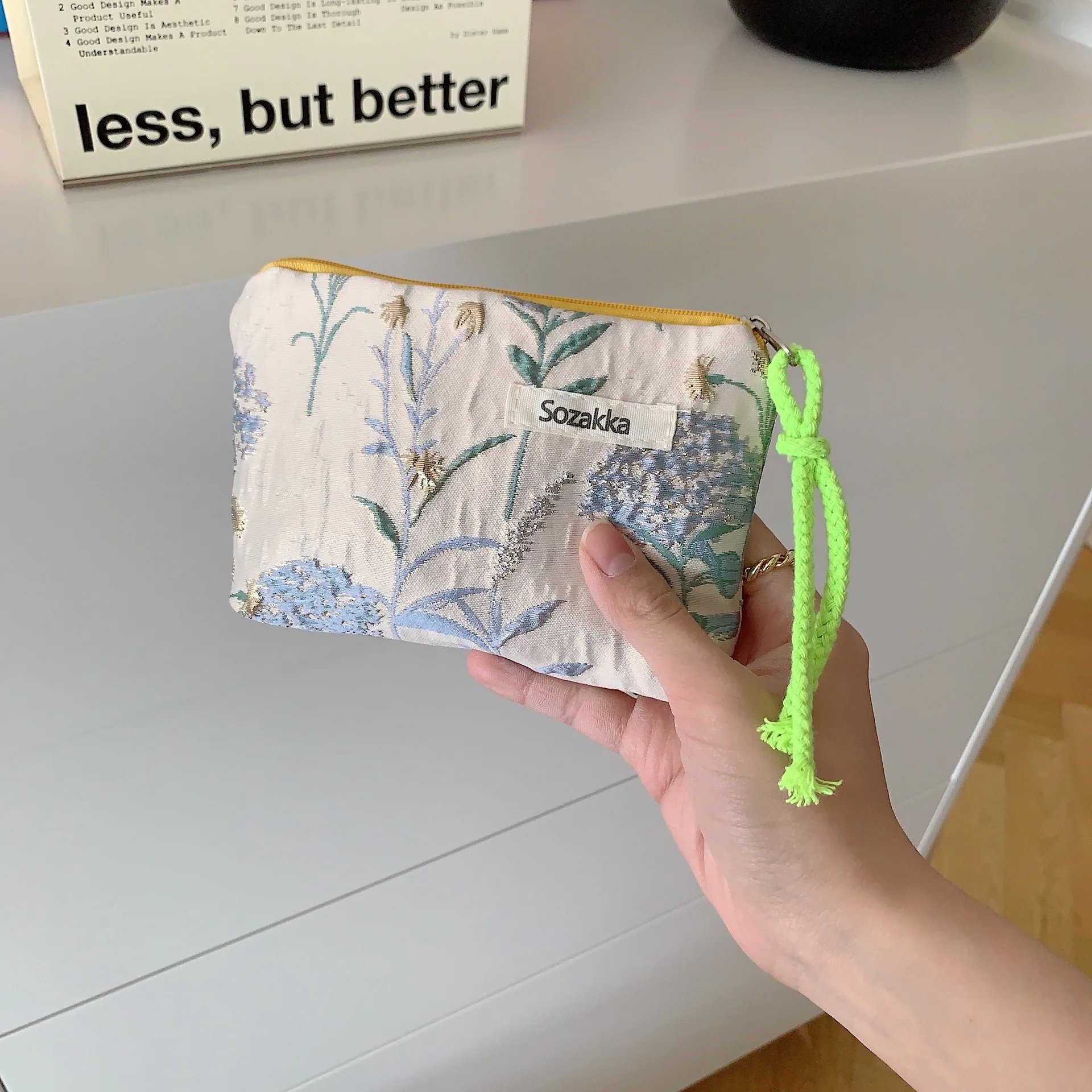 Kawaii Floral Travel Cosmetic Lipstick Coin Purse Storage Bag Women Cute Makeup Handbags Wallet Organizer Pencil Cases Pouch Bag