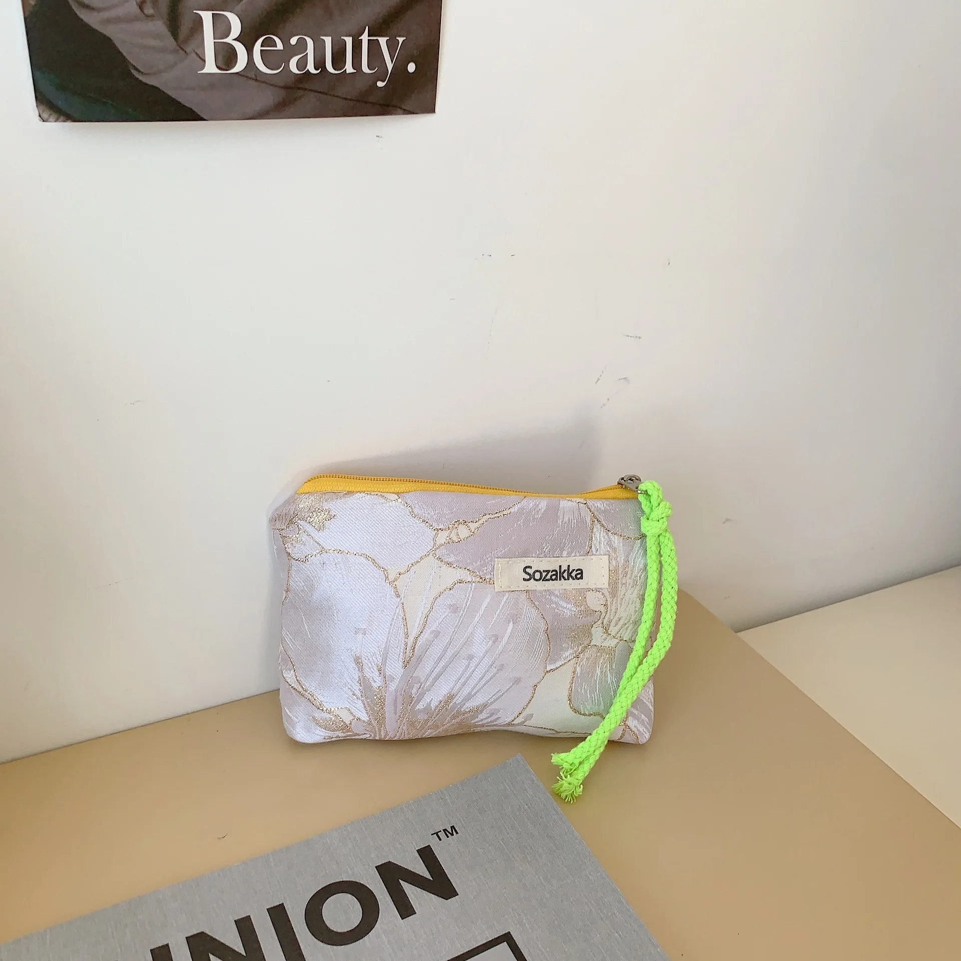 Kawaii Floral Travel Cosmetic Lipstick Coin Purse Storage Bag Women Cute Makeup Handbags Wallet Organizer Pencil Cases Pouch Bag