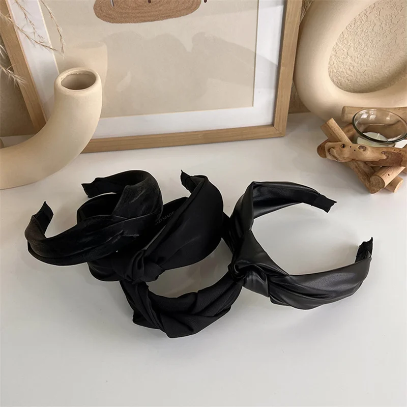 Winter Solid Velvet Bezel Women Girl Broadside Hair Bands  Pearl Cross Headband Hair Hoop Fashion Black Leather Braided Hairband