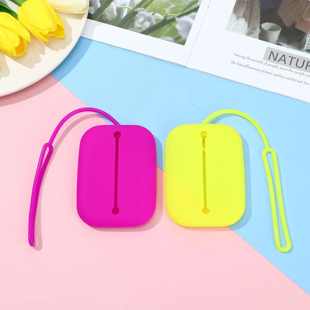 Hot New Creative gift silicone key case, multi-function drawstring silicone keychain, environmentally friendly silicone key case